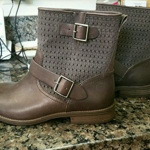 Brand New Women's Booties Vince Camuto